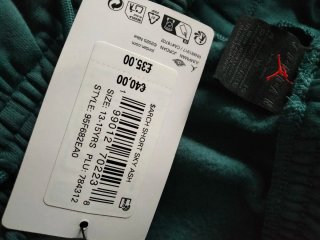 Bermuda Nike Jordan Verde Talla 13/15