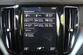 Volvo XC60 2.0 T8 AWD Business Plus Auto (2020)