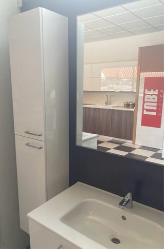 Conjunto mueble baño + auxiliar columna