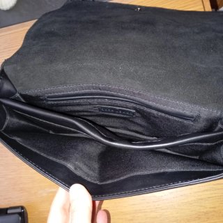 Bolso Zara Negro imita Piel Serpiente Cadena