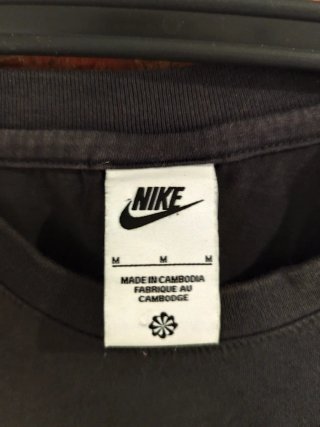 Camiseta Nike Swoosh Negra Talla M