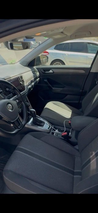 Volkswagen T-Roc 2021