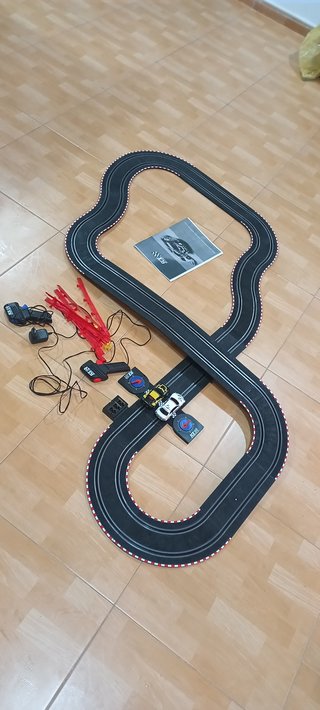 Scalextric compact Fire Wheels circuito de 5 metro