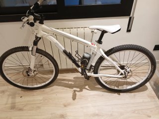 Bicicleta Specialized Blanca 17