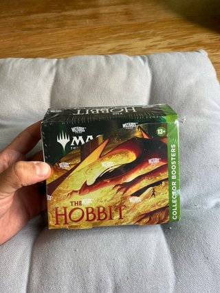 Magic The Gathering: The Hobbit Collector Boosters