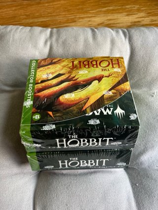 Magic The Gathering: The Hobbit Collector Boosters