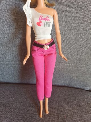 Barbie Fiat 2000