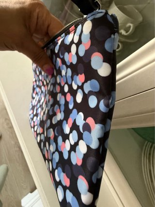 Neceser estampado lunares