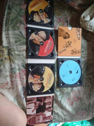 CDs Adele y Hombres G