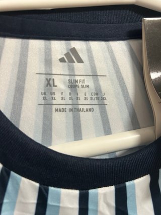 Camiseta calentar Argentina 26