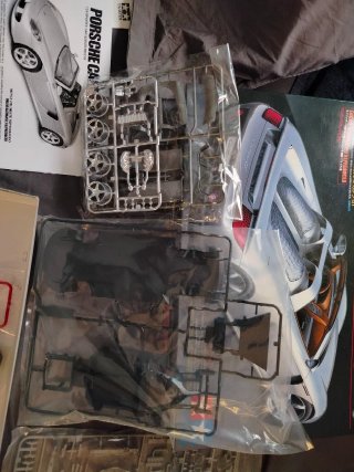 Maqueta Tamiya Porsche Carrera GT 1/24