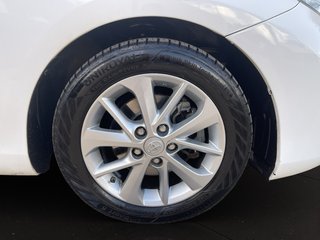Toyota Auris 2015