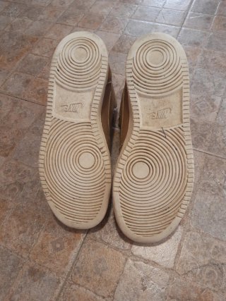 Zapatos Nike Beige/Marrón