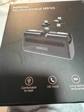 Batería auxiliar con auriculares