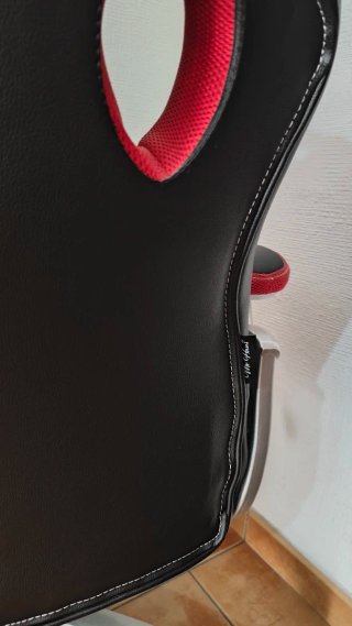 Silla Gaming/Oficina/Escritorio Negra y Roja Mc HA