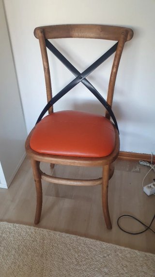 Silla Thonet Crossback acolchada