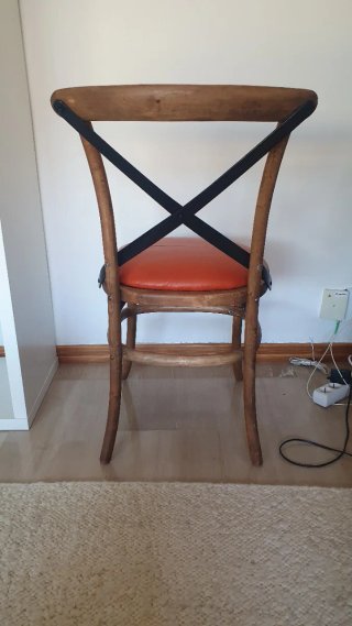 Silla Thonet Crossback acolchada