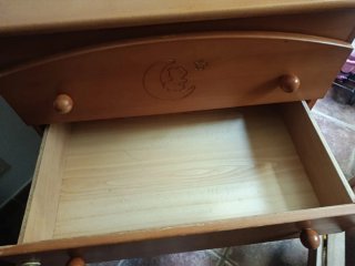 Cómoda infantil de madera con cambiador