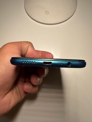 Oppo AX7