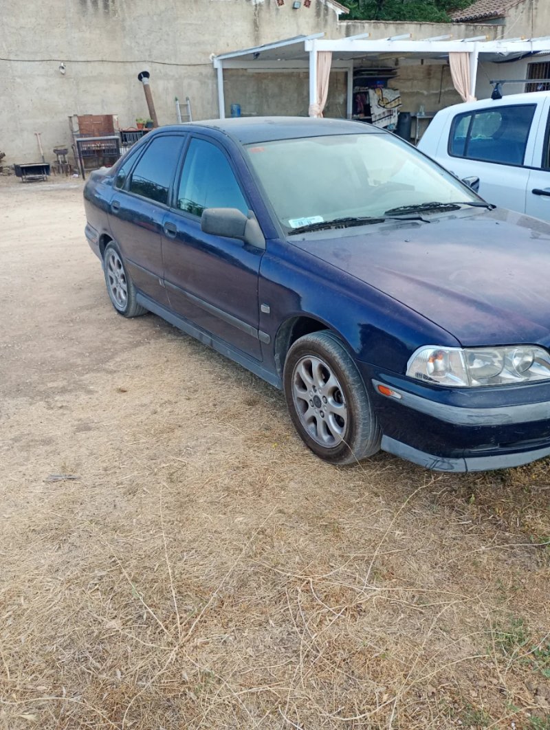 Volvo S40 1999 - foto 1