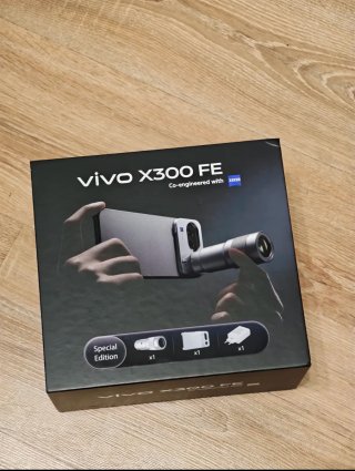 Kit fotografia Vivo con custodia + adattatore Vivo X300FE
