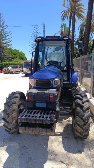 Tractor Farmtrac 4x4