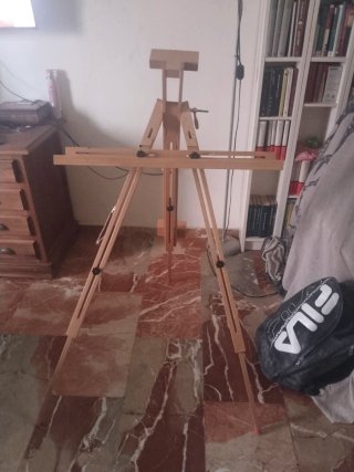 Caballete de madera para pintar