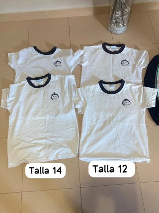 Uniformes Escolares Karol Wojtyla varias tallas.