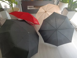 Lote 4 Paraguas Negro, Rojo y Beige