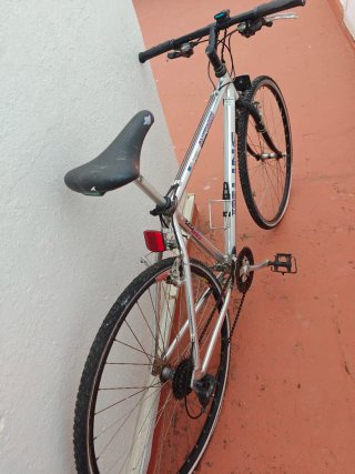 Bicicleta BH K65 Híbrida top line años 90