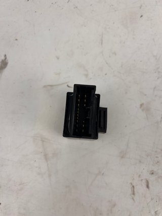 Relé bomba gasolina Yamaha FZ6