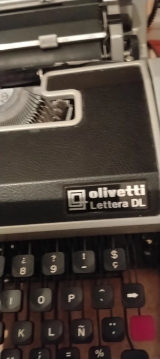 Máquina de escribir antigua