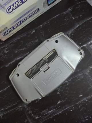 Consola Nintendo GameBoy Advance Plata