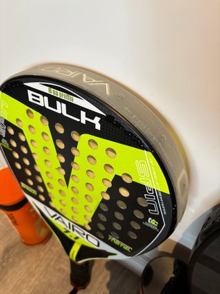 Lote 2 Palas Padel Vairo y Bullpadel + 2 Tubos