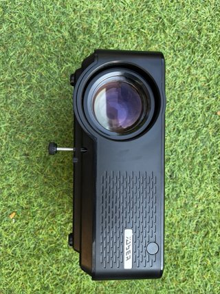 Proyector Yaber Negro/Plateado. Leer descripción.