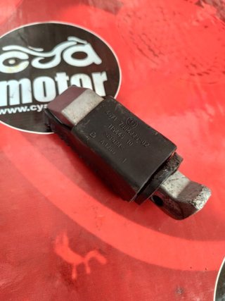 Estribera trasera derecha para BMW F700GS 46717705654