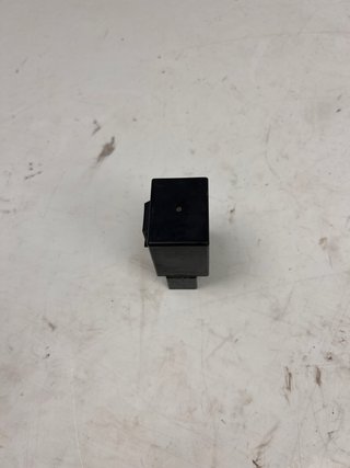 Relé bomba gasolina Yamaha FZ6