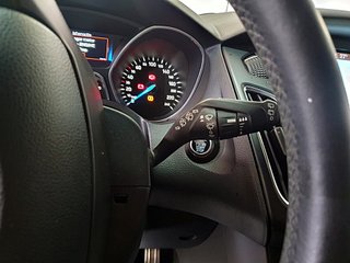 Ford Focus STline, Carplay, Navi, 6 vel, cámara..