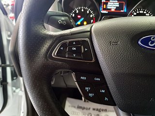 Ford Focus STline, Carplay, Navi, 6 vel, cámara..