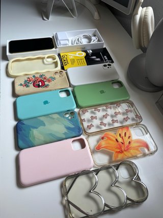 Iphone 11 128GB amarillo + Accesorios