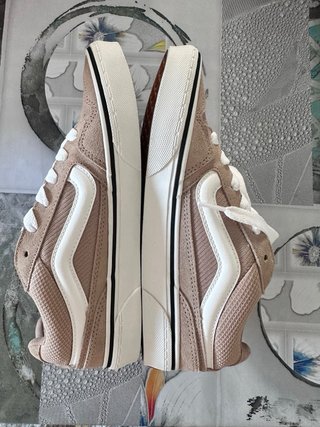 Zapatillas Vans Beige Talla 41 NUEVAS