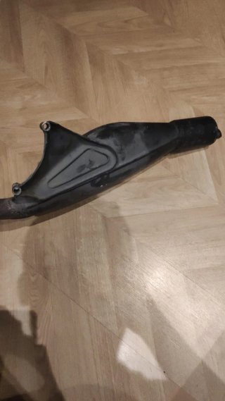 Escape Sitoplus para Scooter Negro