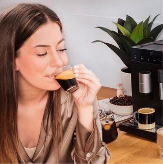 NUEVA!! Cafetera Cecotec Cremmaet Compact Steam