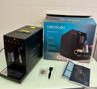 NUEVA!! Cafetera Cecotec Cremmaet Compact Steam