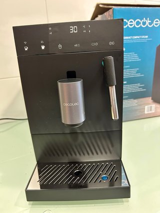 NUEVA!! Cafetera Cecotec Cremmaet Compact Steam