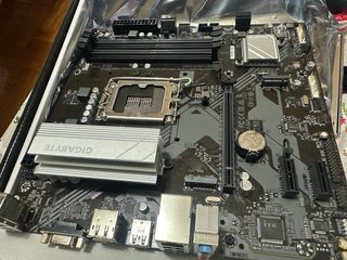 Placa Base Gigabyte B760M D3HP DDR4 LGA1700