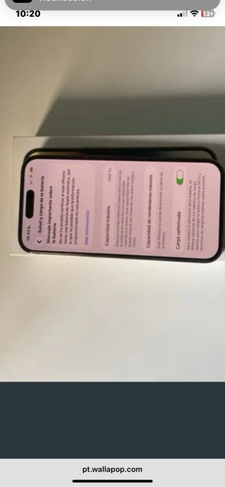 iPhone 14 Pro 128 GB con cargador y fundas