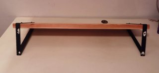 Estantería madera y metal negra