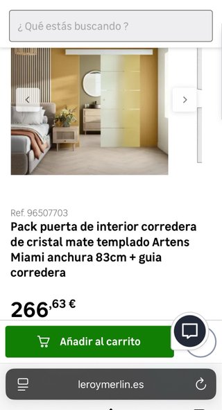 Puerta corredera de cristal con accesorios