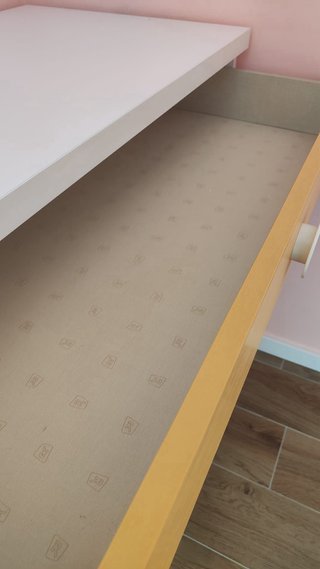 Cómoda de diseño con cajones
